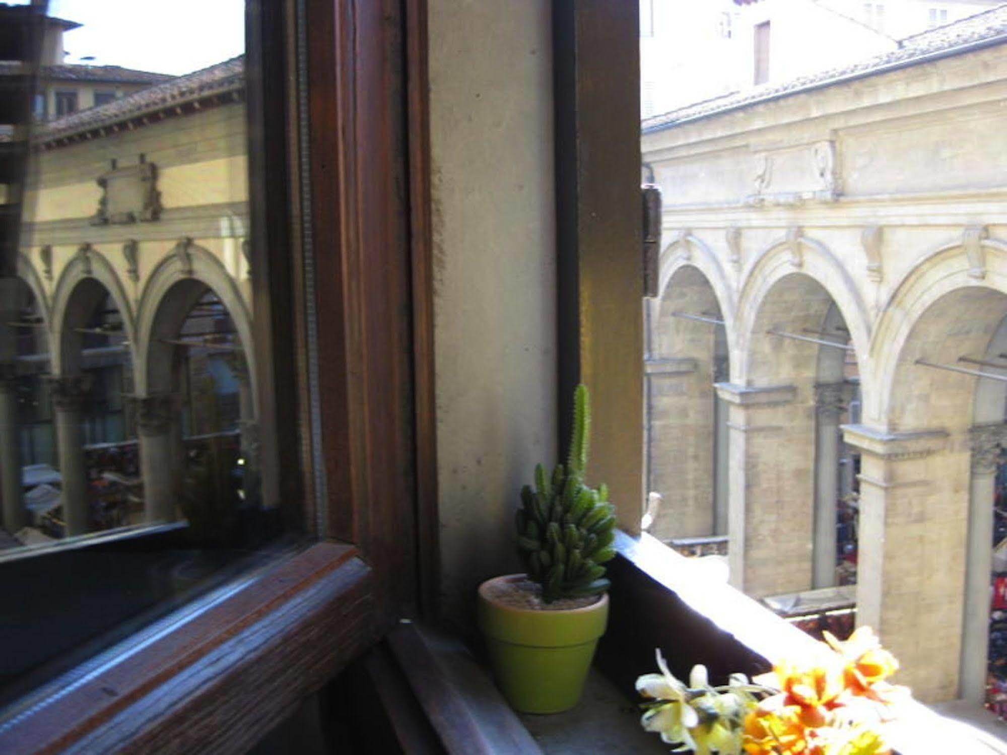 Hostel Veronique Florence Exterior photo